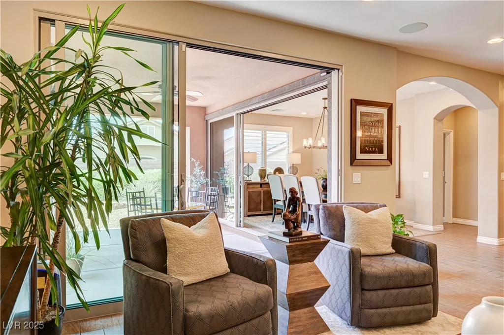 5813 Summit Greens, North Las Vegas, NV 89081