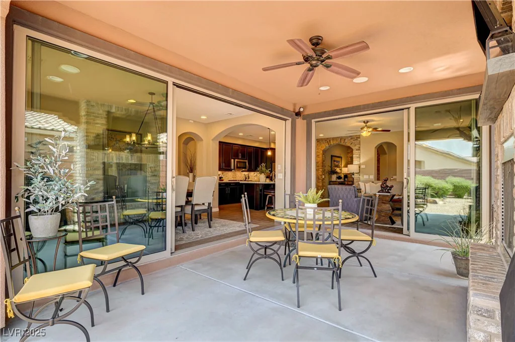 5813 Summit Greens, North Las Vegas, NV 89081
