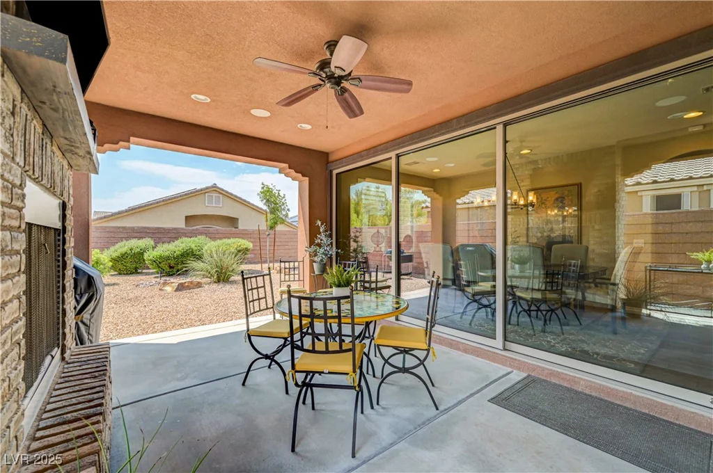 5813 Summit Greens, North Las Vegas, NV 89081