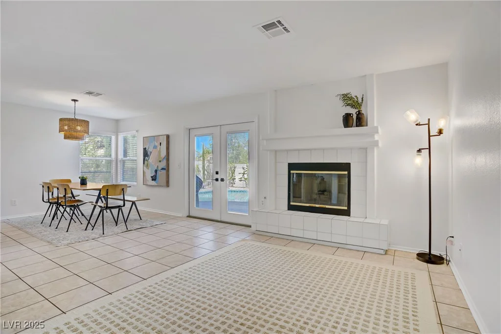1616 Royal Canyon, Las Vegas, NV 89128