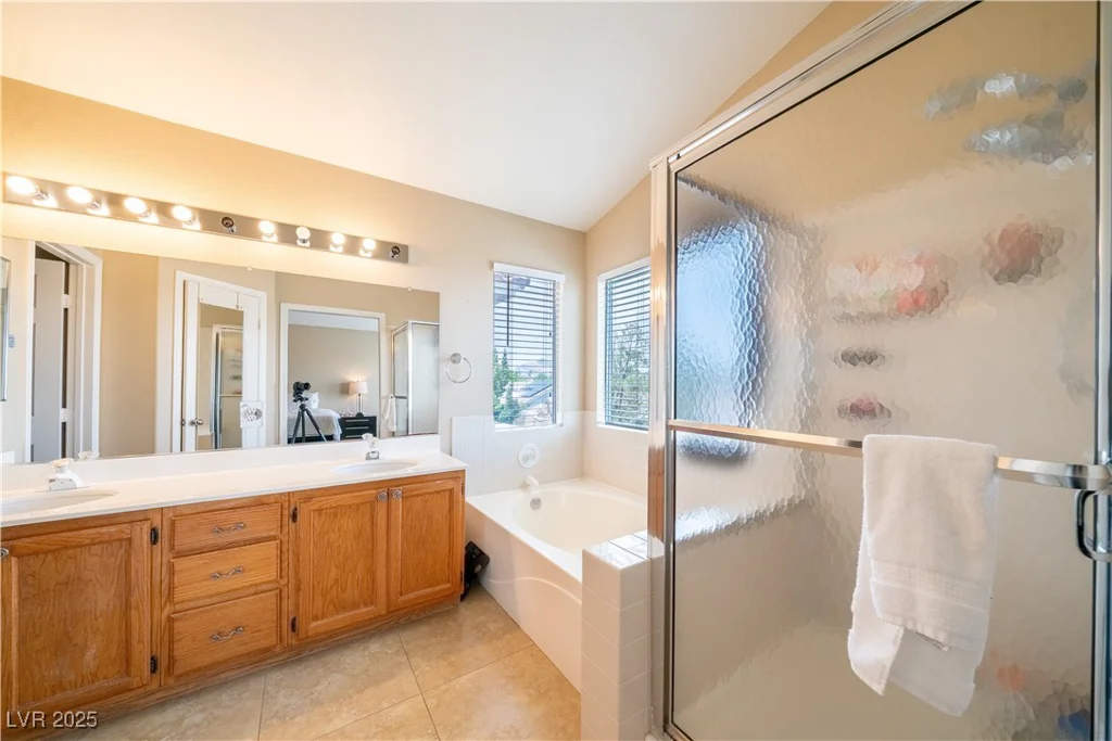 10412 Mountain Lodge, Las Vegas, NV 89144