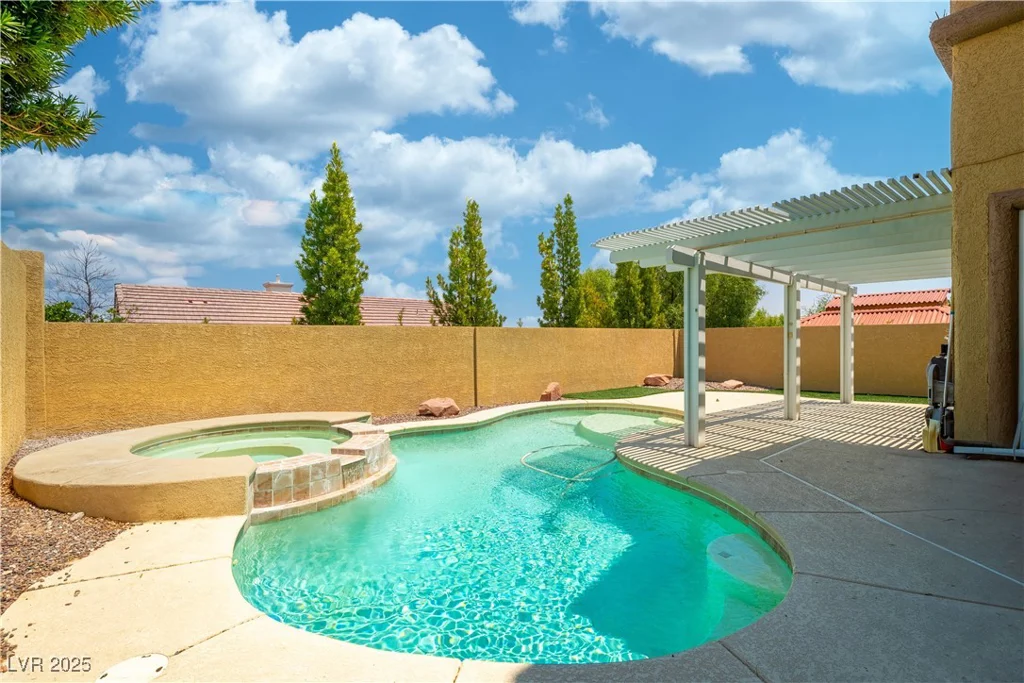10412 Mountain Lodge, Las Vegas, NV 89144