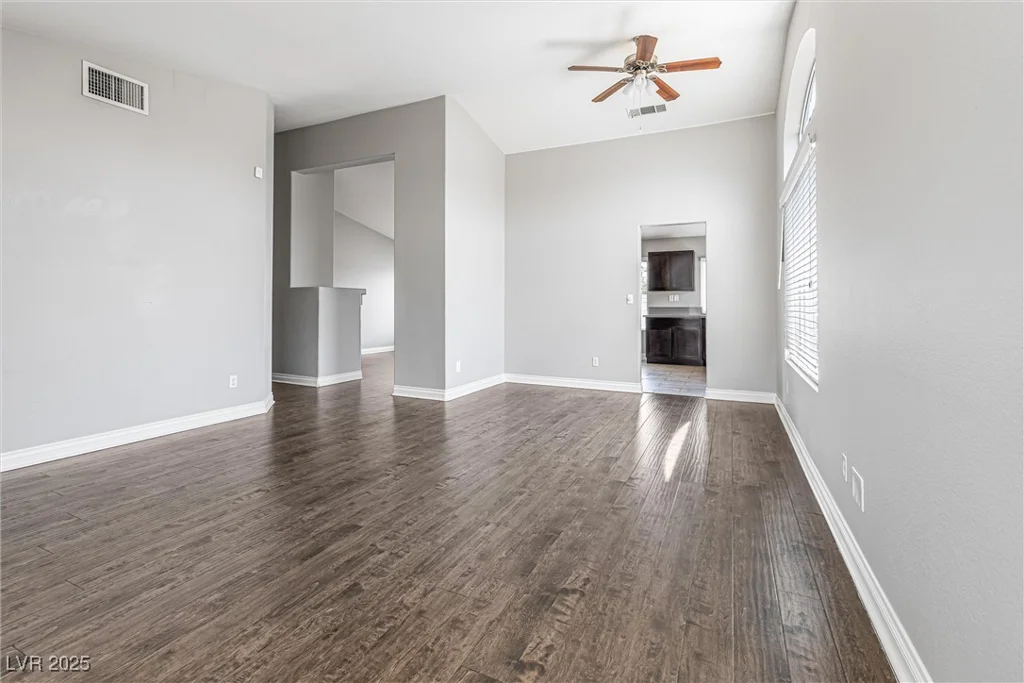 8878 Haviland, Las Vegas, NV 89123