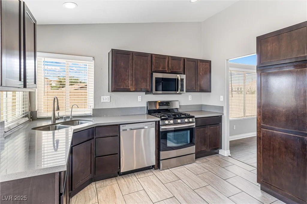 8878 Haviland, Las Vegas, NV 89123