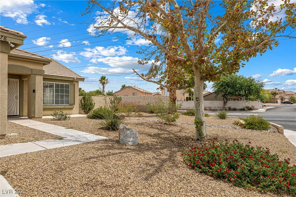 8878 Haviland, Las Vegas, NV 89123