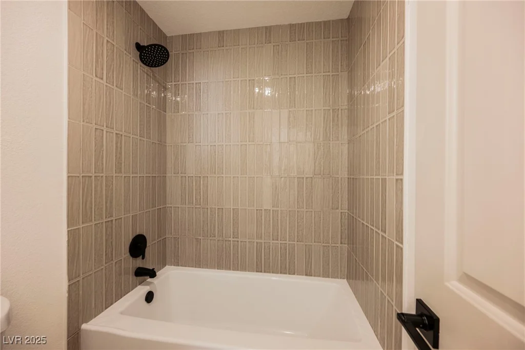 4016 Tyler William, Las Vegas, NV 89130