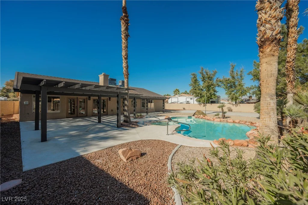 4016 Tyler William, Las Vegas, NV 89130