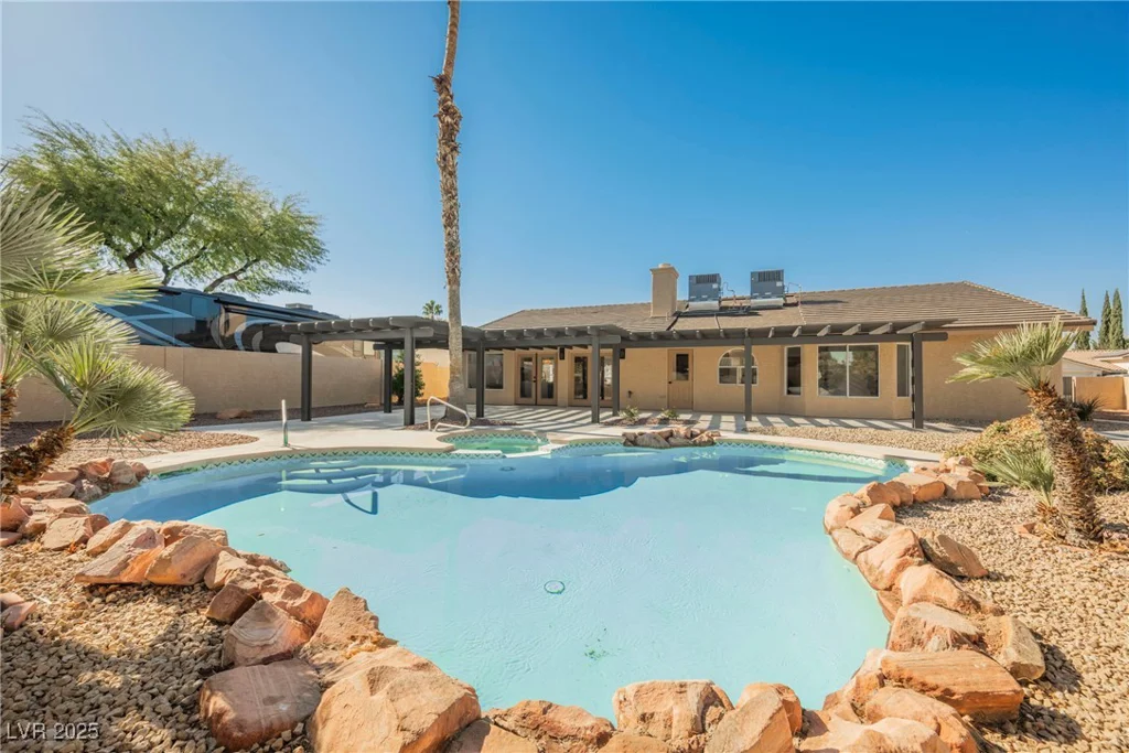 4016 Tyler William, Las Vegas, NV 89130