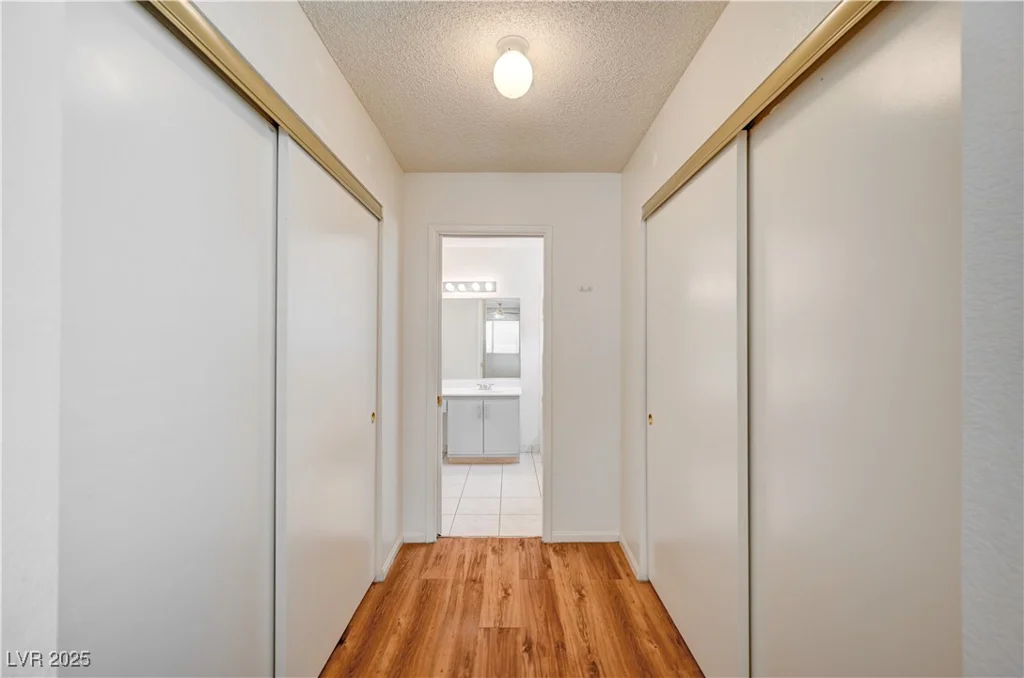 420 Clifton Heights, Las Vegas, NV 89145