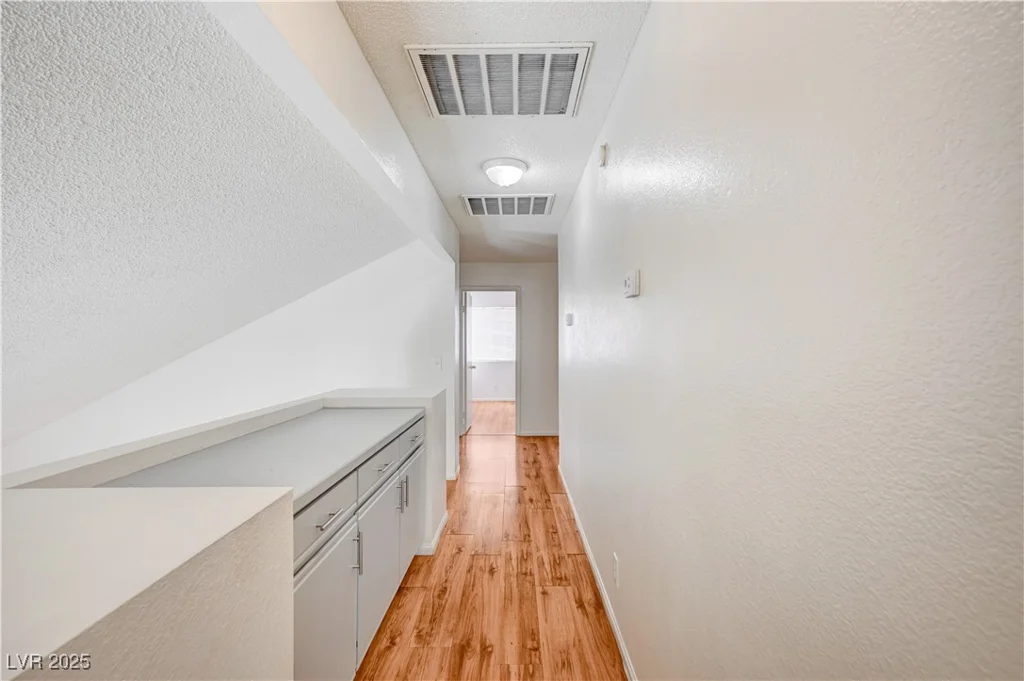 420 Clifton Heights, Las Vegas, NV 89145