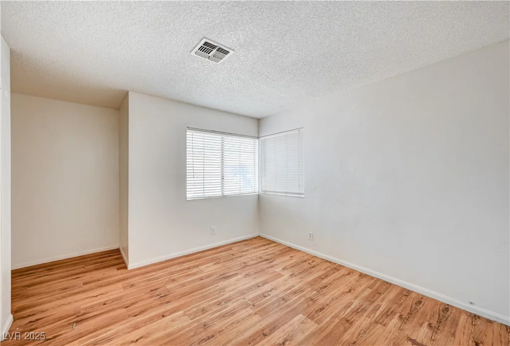 420 Clifton Heights, Las Vegas, NV 89145