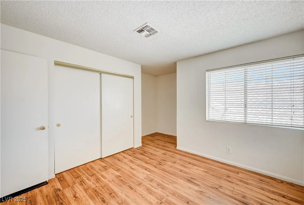 420 Clifton Heights, Las Vegas, NV 89145