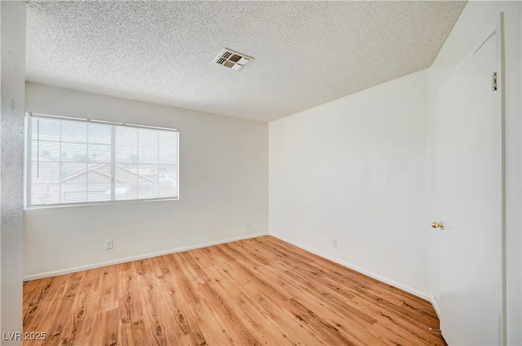 420 Clifton Heights, Las Vegas, NV 89145