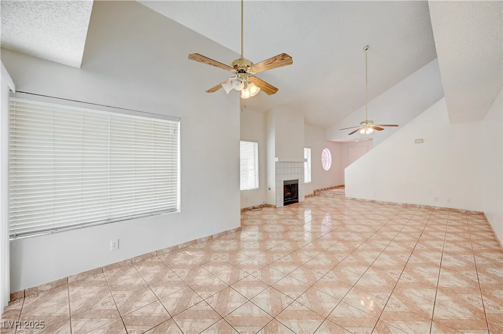 420 Clifton Heights, Las Vegas, NV 89145