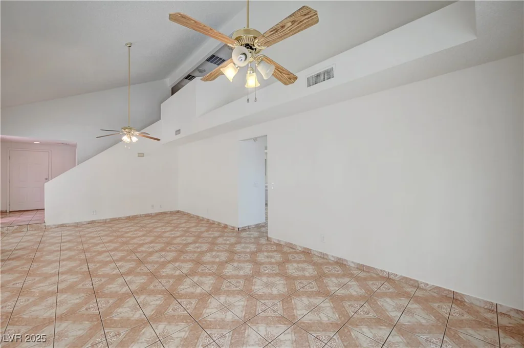420 Clifton Heights, Las Vegas, NV 89145