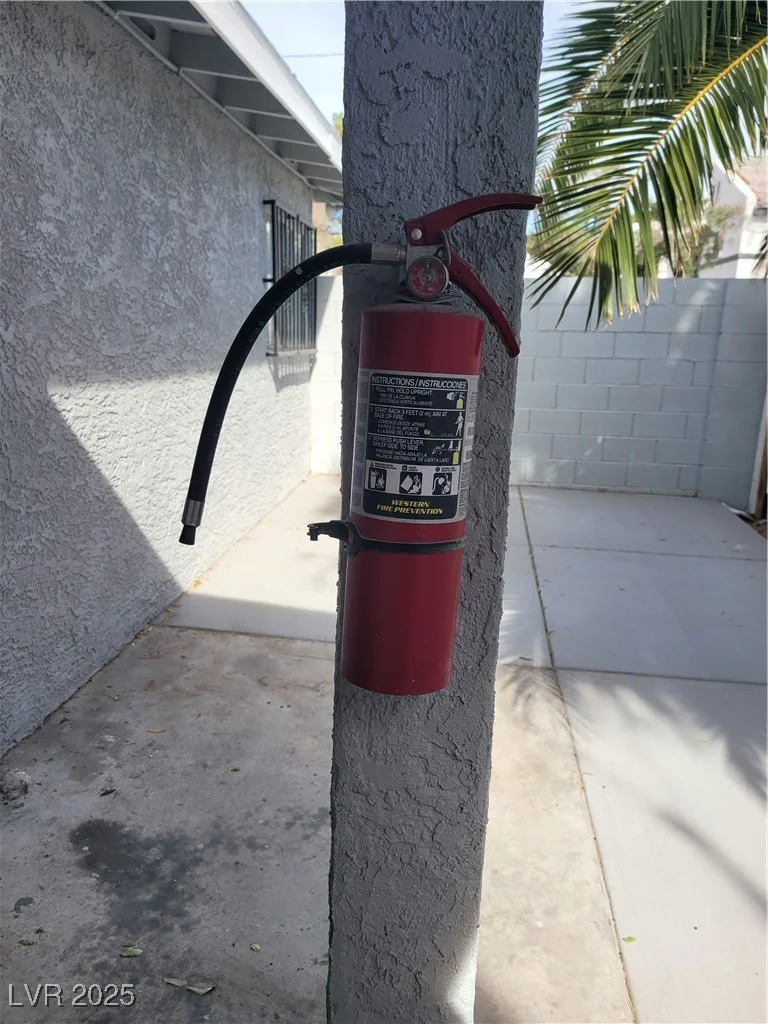 1828 Lewis, Las Vegas, NV 89101