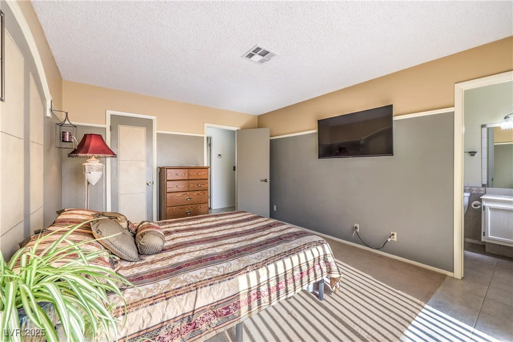 3429 Irv Marcus, Las Vegas, NV 89108
