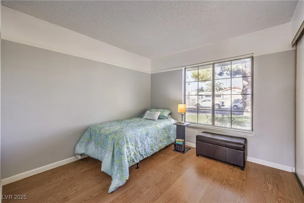 3429 Irv Marcus, Las Vegas, NV 89108