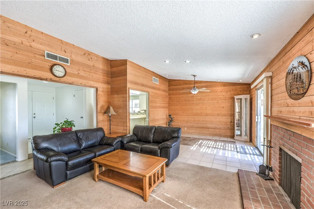 3429 Irv Marcus, Las Vegas, NV 89108