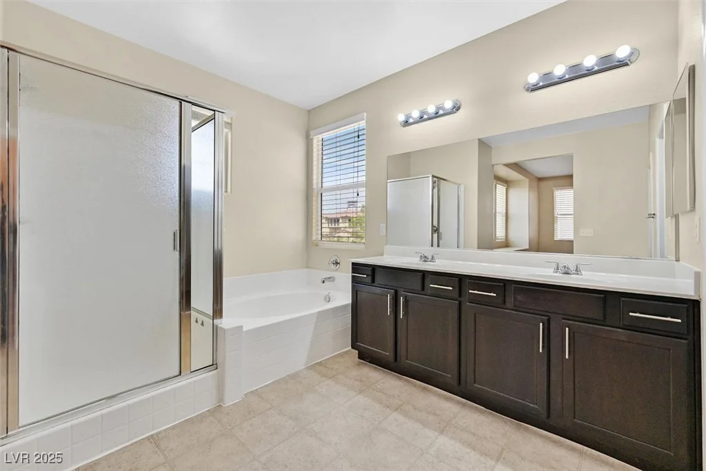 7558 Crooked Branch, Las Vegas, NV 89143