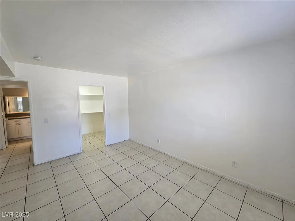 1405 Vegas Valley, Las Vegas, NV 89169