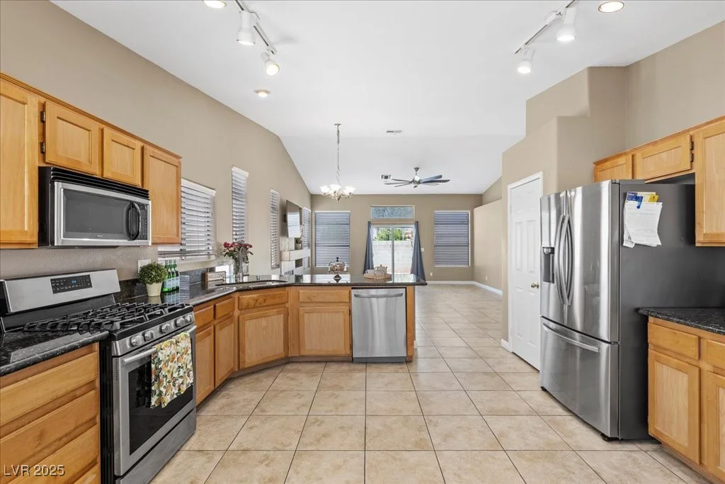 5605 Partridge Bluff, Las Vegas, NV 89130