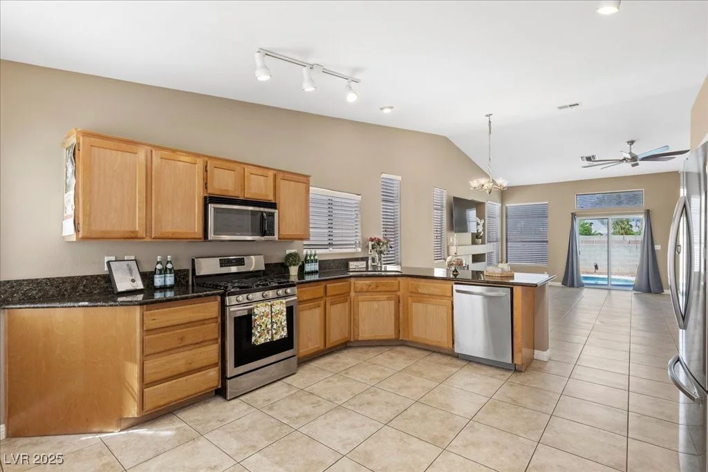 5605 Partridge Bluff, Las Vegas, NV 89130