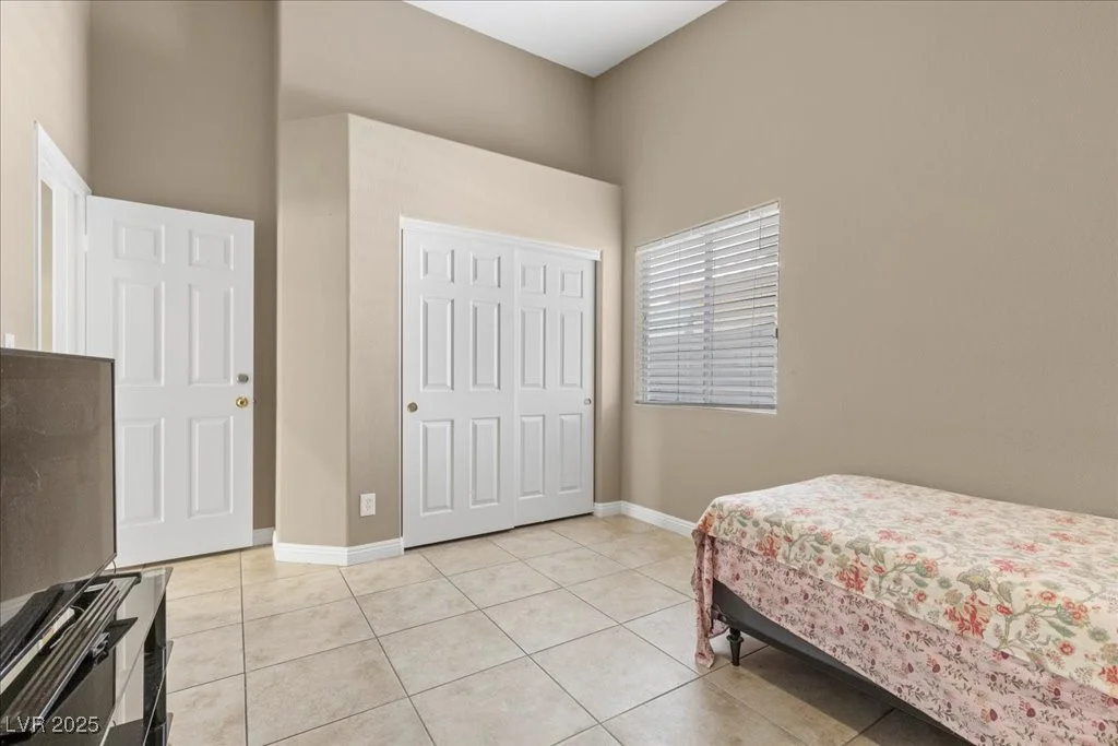 5605 Partridge Bluff, Las Vegas, NV 89130