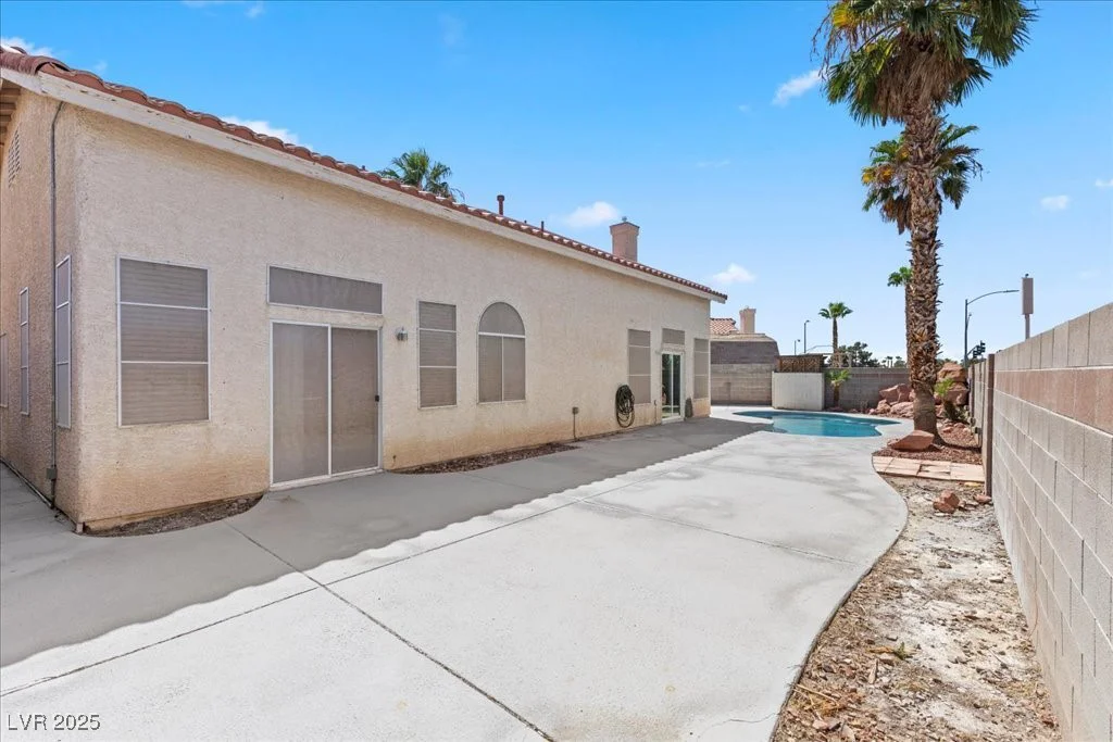 5605 Partridge Bluff, Las Vegas, NV 89130