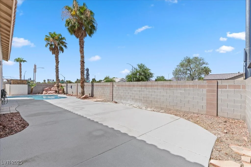 5605 Partridge Bluff, Las Vegas, NV 89130