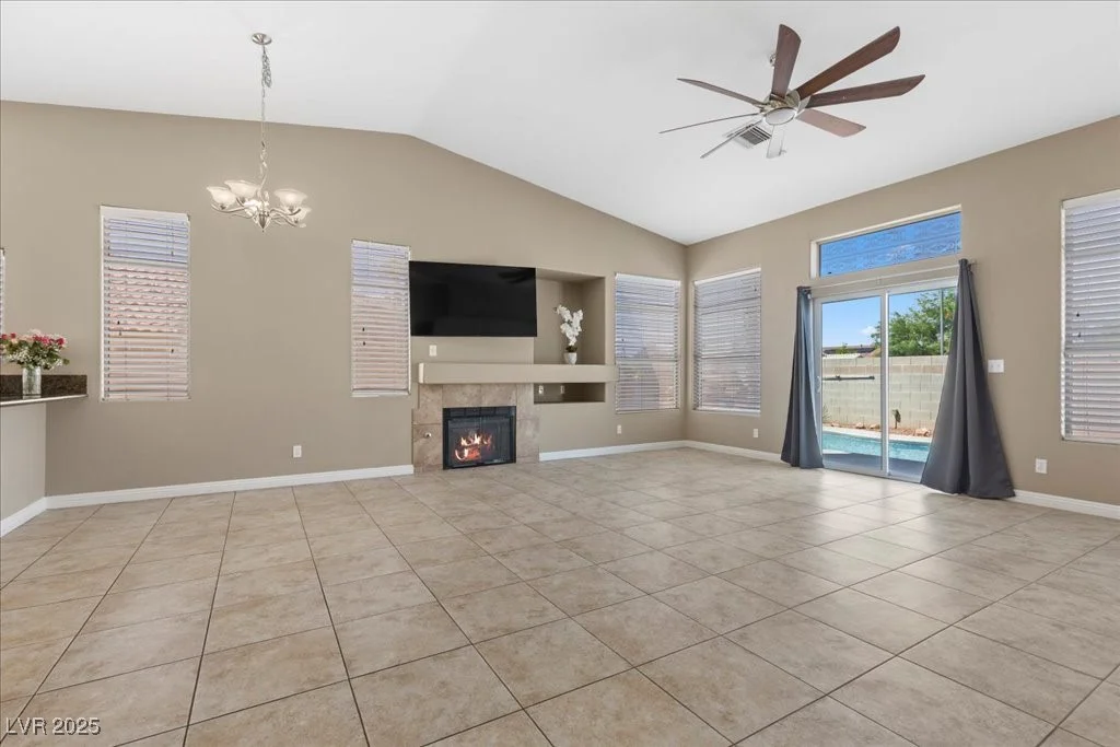 5605 Partridge Bluff, Las Vegas, NV 89130