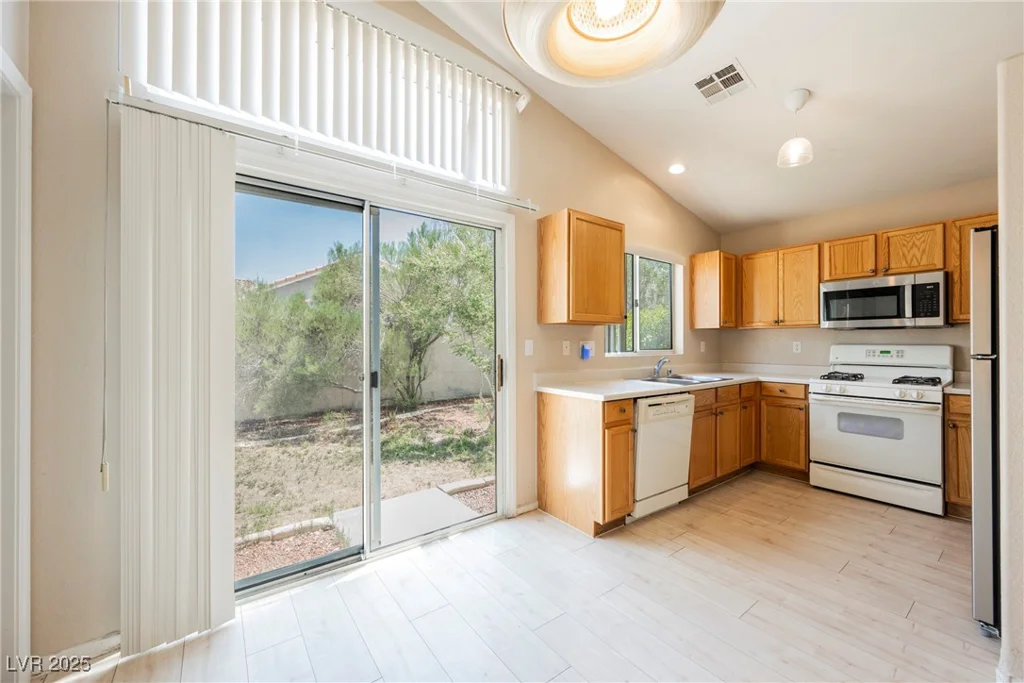 6116 Shallow Springs, Las Vegas, NV 89130
