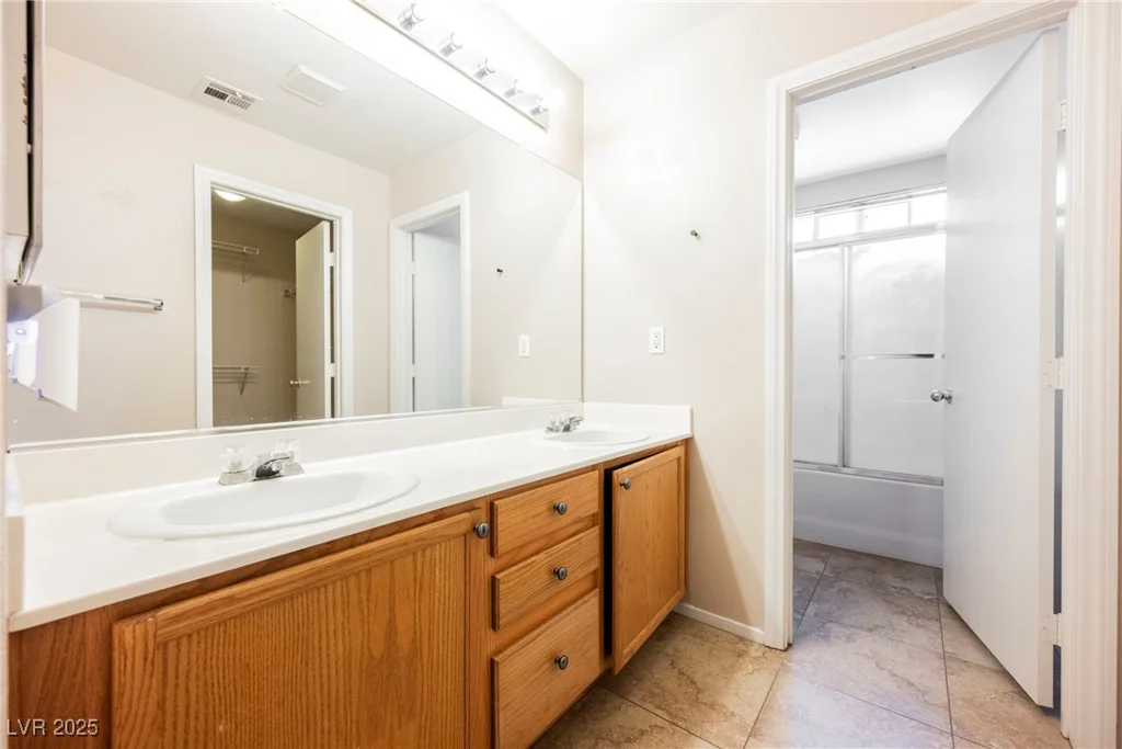 6116 Shallow Springs, Las Vegas, NV 89130