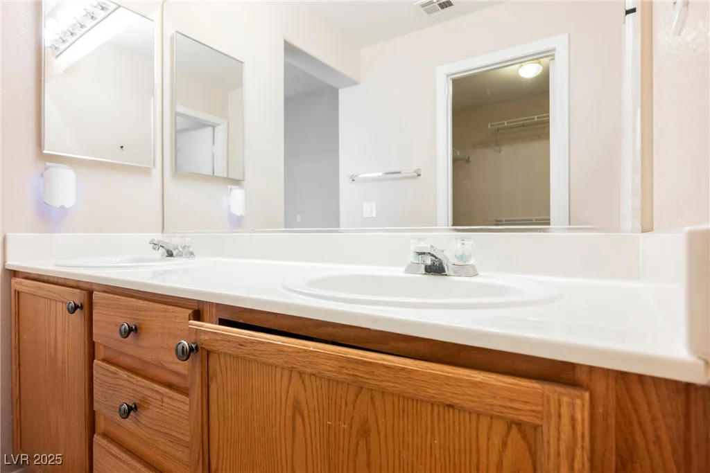 6116 Shallow Springs, Las Vegas, NV 89130