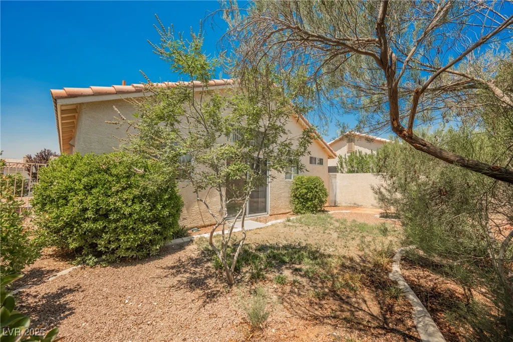 6116 Shallow Springs, Las Vegas, NV 89130