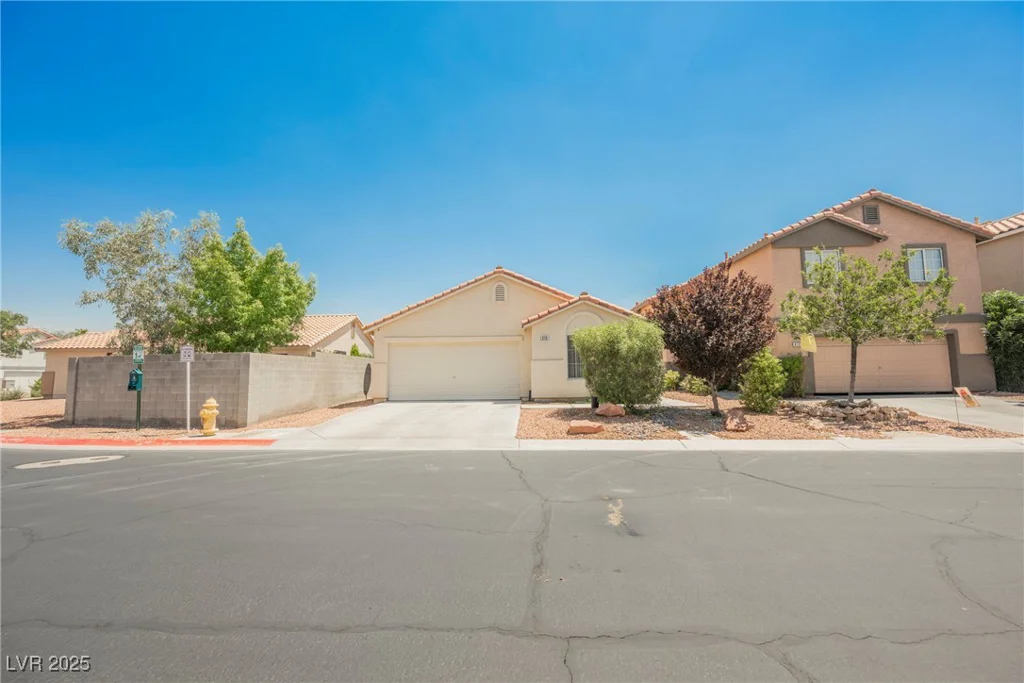 6116 Shallow Springs, Las Vegas, NV 89130