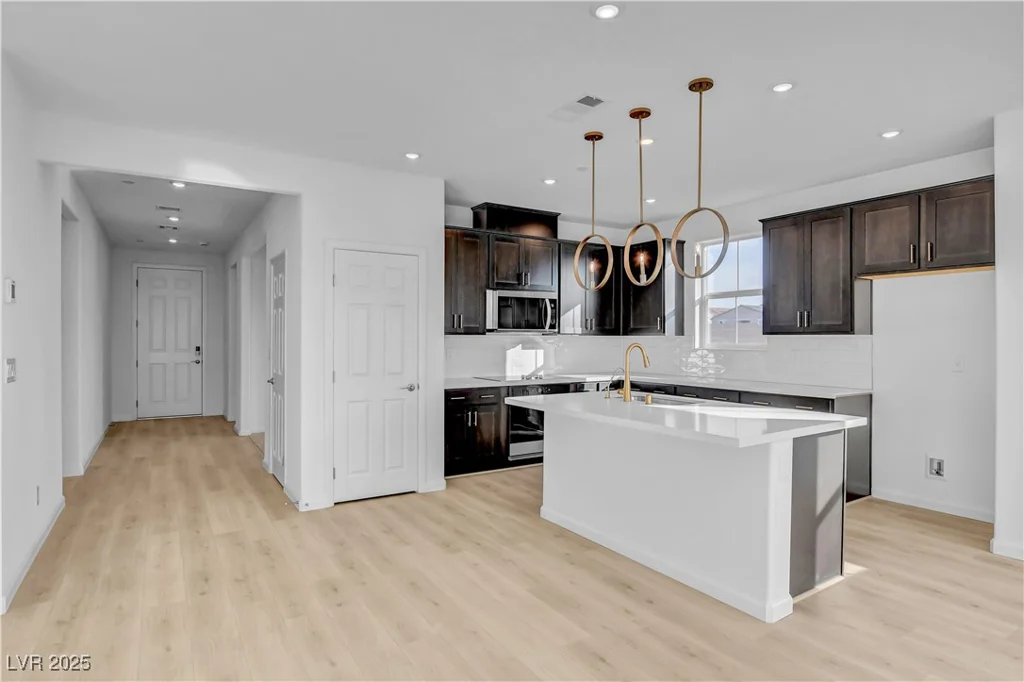 321 Blossom Wind, Henderson, NV 89015