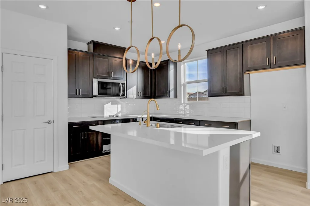 321 Blossom Wind, Henderson, NV 89015