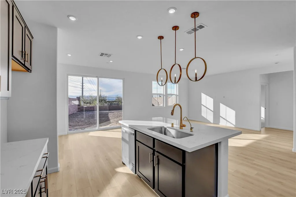 321 Blossom Wind, Henderson, NV 89015