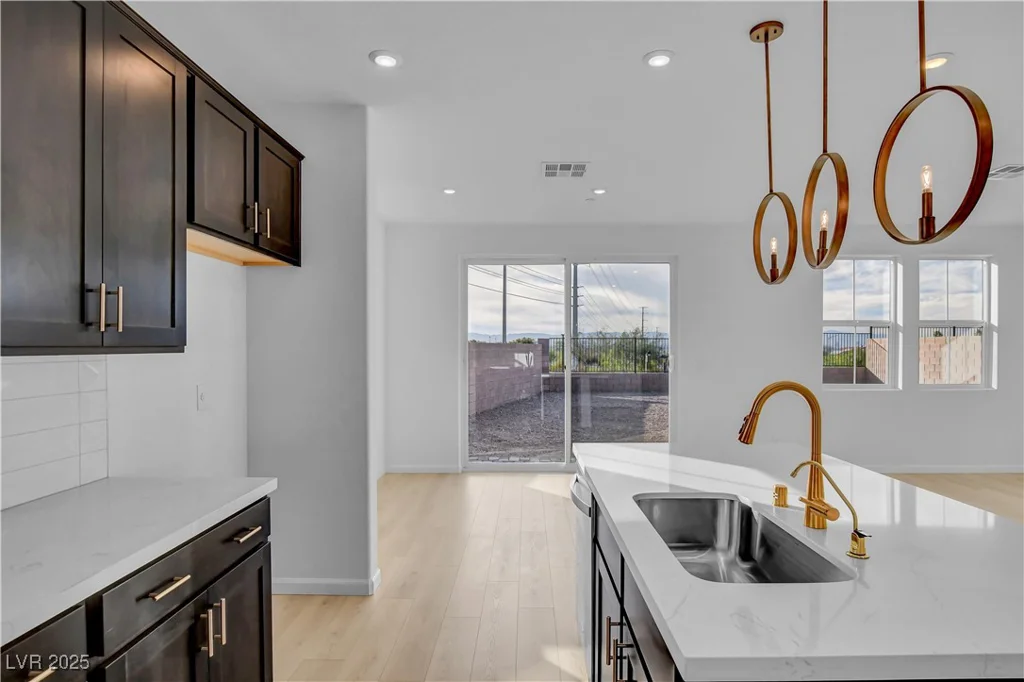 321 Blossom Wind, Henderson, NV 89015