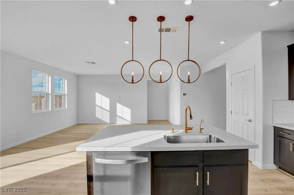 321 Blossom Wind, Henderson, NV 89015