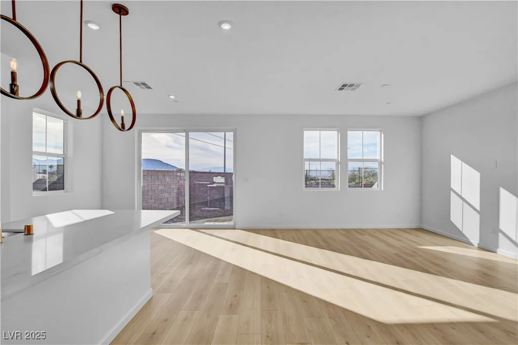 321 Blossom Wind, Henderson, NV 89015