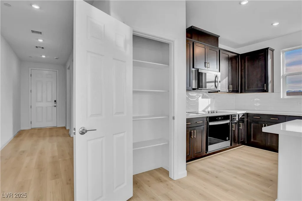 321 Blossom Wind, Henderson, NV 89015
