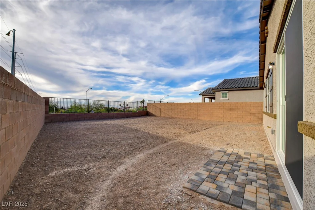 321 Blossom Wind, Henderson, NV 89015