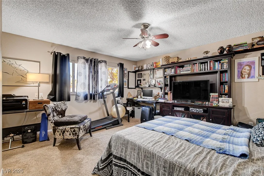 1909 Oakleaf, Las Vegas, NV 89146