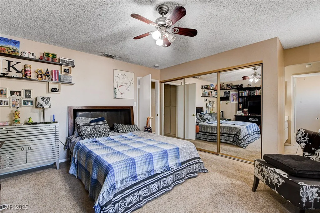 1909 Oakleaf, Las Vegas, NV 89146