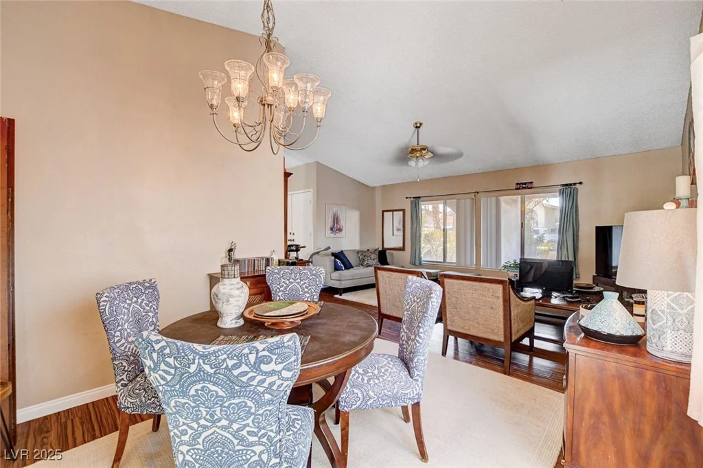 1909 Oakleaf, Las Vegas, NV 89146