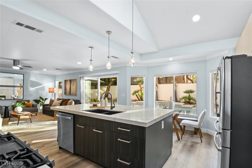 1725 Tesara Vista, Las Vegas, NV 89128