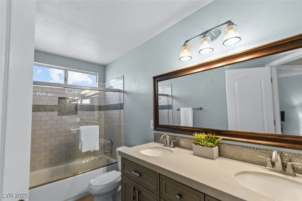 1725 Tesara Vista, Las Vegas, NV 89128