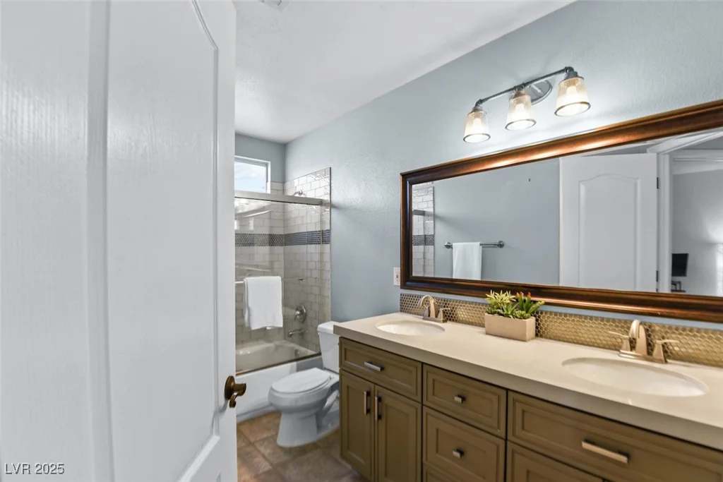 1725 Tesara Vista, Las Vegas, NV 89128